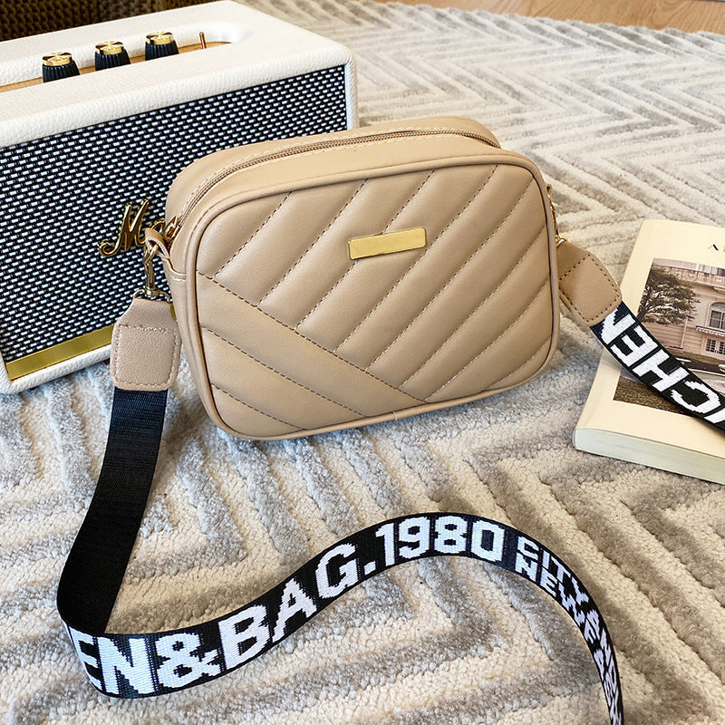 Kuchen | Kleine Umhängetasche für Frauen – Modische PU-Ledertasche mit verstellbarem Riemen