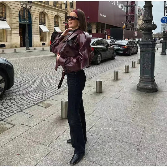 Redous | Weinrote Oversize Lederjacke – Stylisch Und Mutig