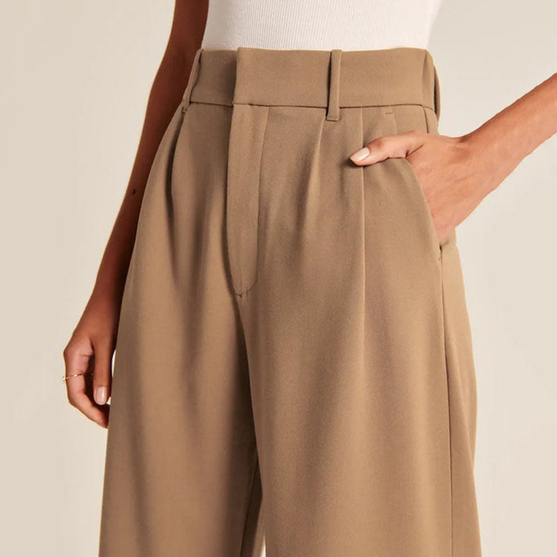 Hosna | Maßgeschneiderte Damenhose – Elegante Passform für jeden Anlass