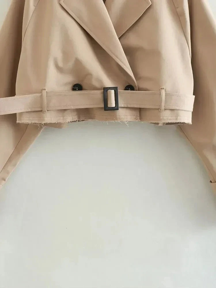 Lilaney | Stilvoller Crop-Trenchcoat in Beige – Eleganter Kurzmantel