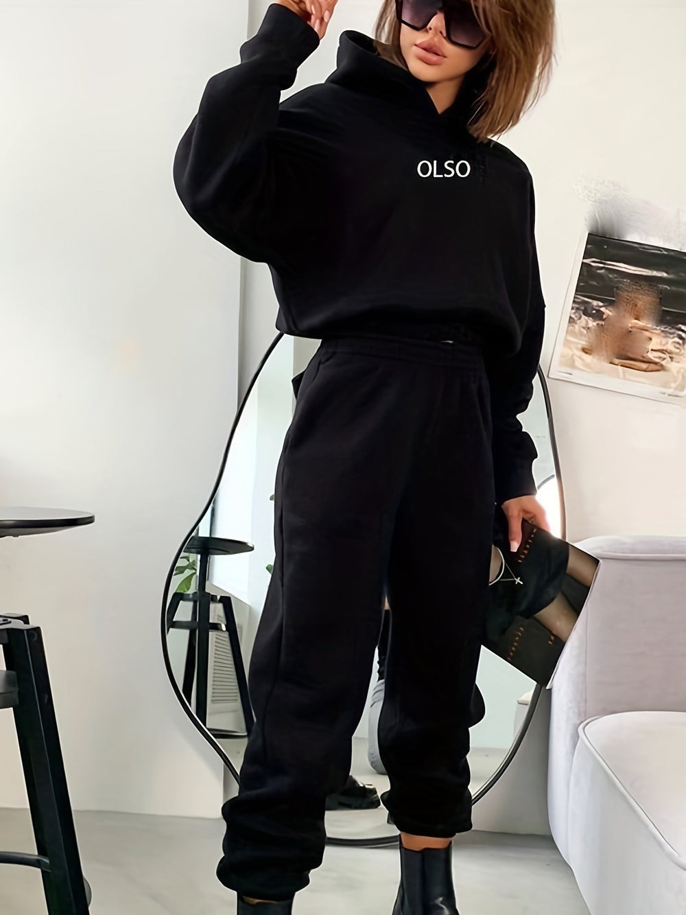 Emiziras | Oslo Damenset – Zweiteiliges Set aus Kapuzenpulli und Sweatpants für lässigen Stil und maximalen Komfort.